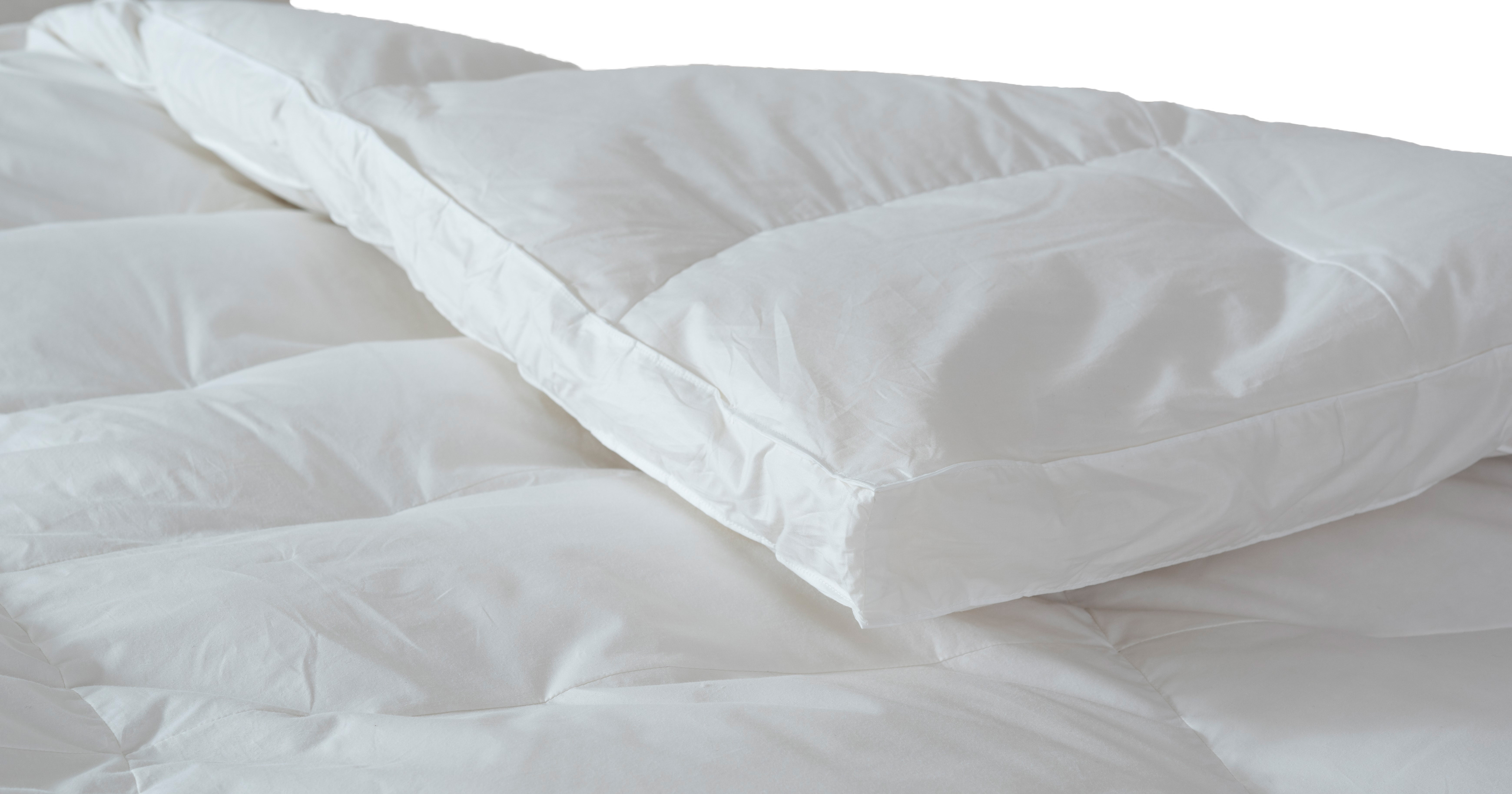 Daunendecke extra warm mit 6 cm Steg